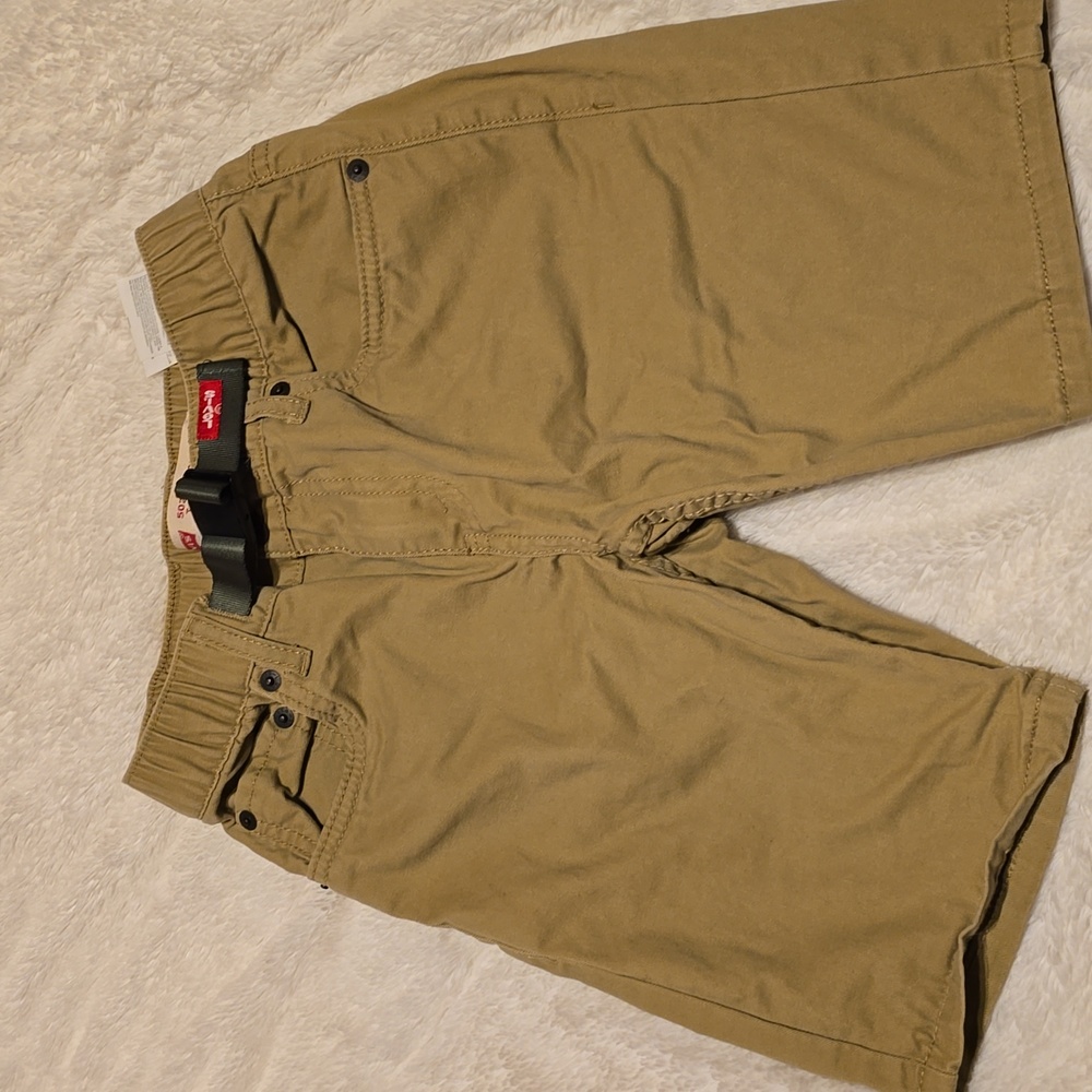 Khaki shorts
